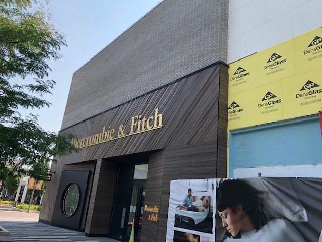 Photo of adjacent tenants…yellow DensGlass sheathing is a different renovation…the Arhaus
renovation was occurring ABOVE this area - Courtesy of
Brookwood Builders Inc